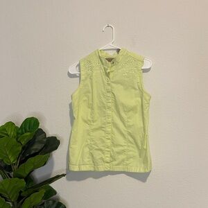 Vintage Sleeveless mock collar button up Blouse lime colored size 10